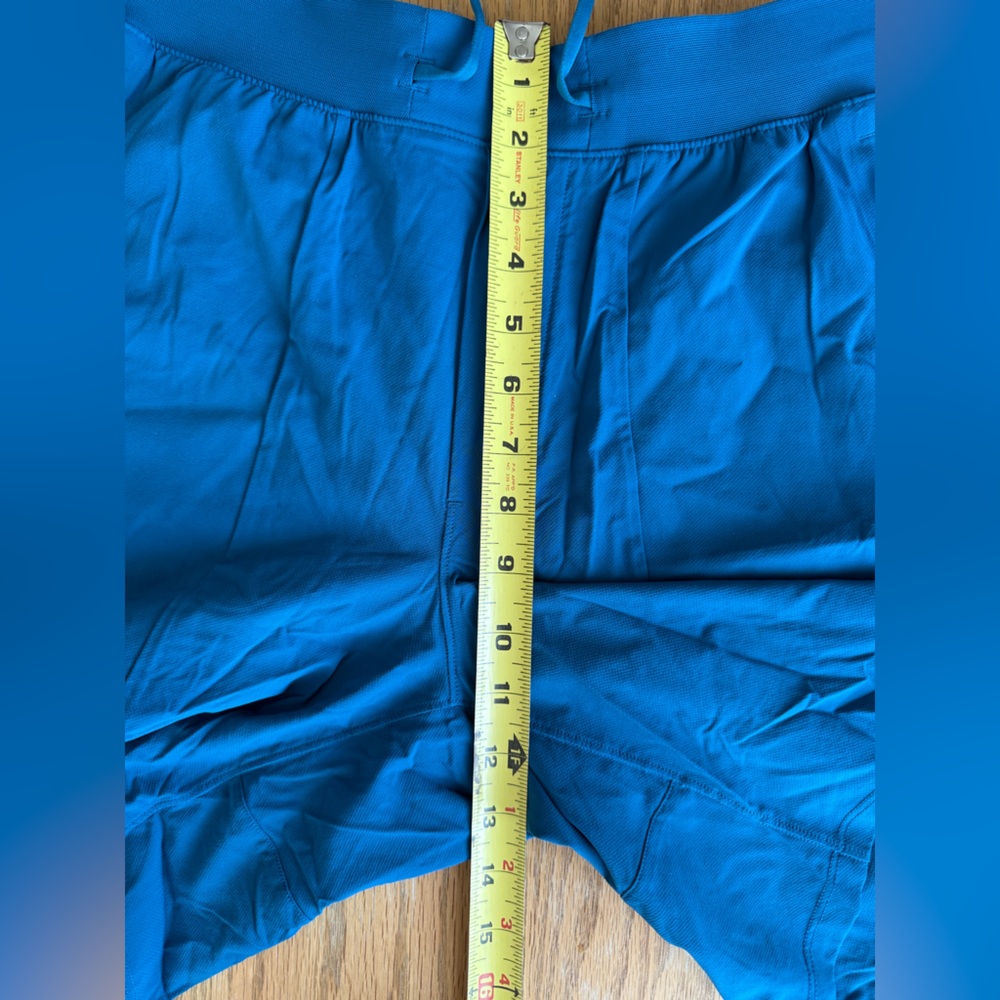 Lululemon Mens License To Train Linerless Short Size L Blue Athletic Workout - Picture 10 of 12
